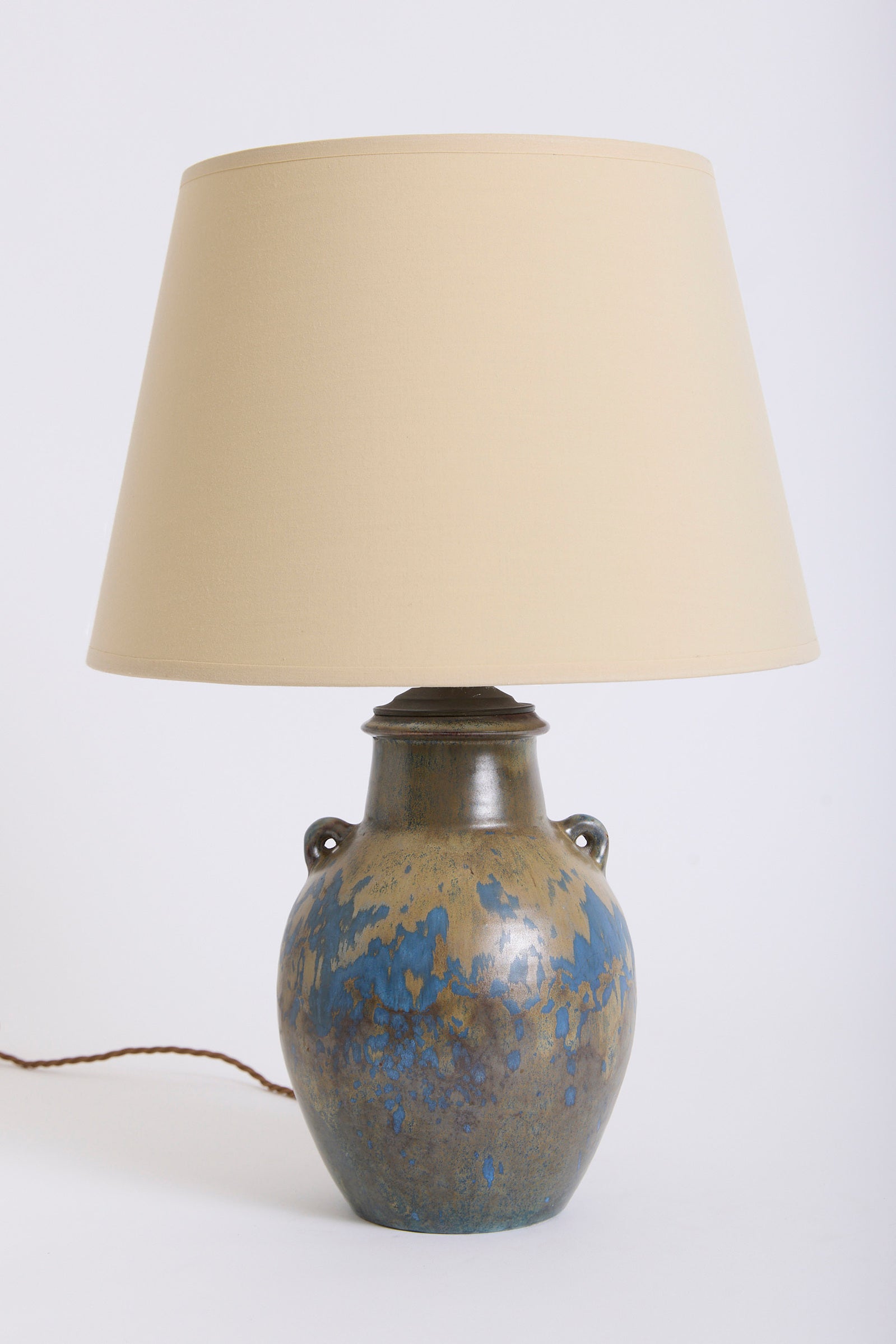 9942- French Ceramic Table Lamp