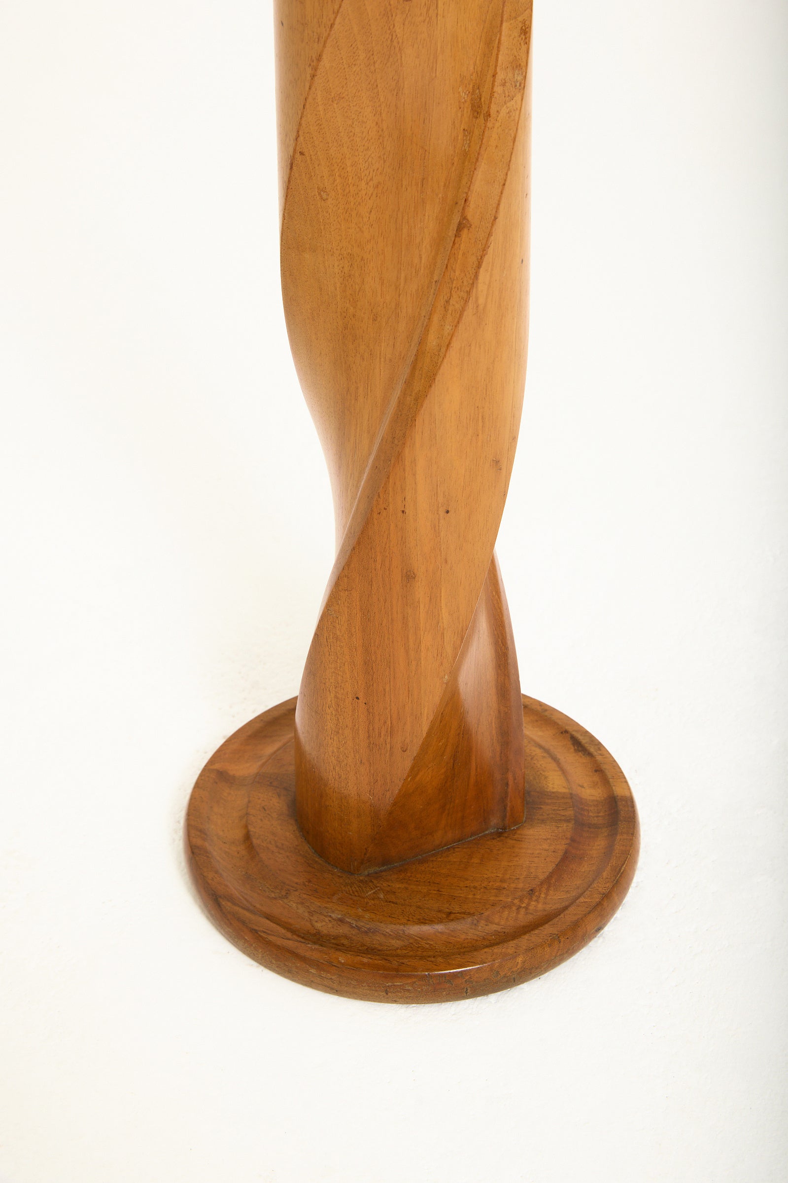 Art Deco Twisted Pedestal