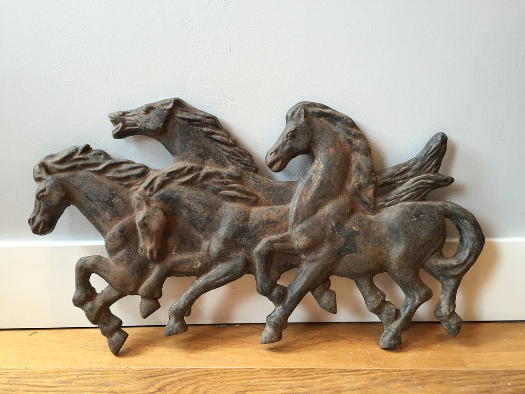 Horses plaque