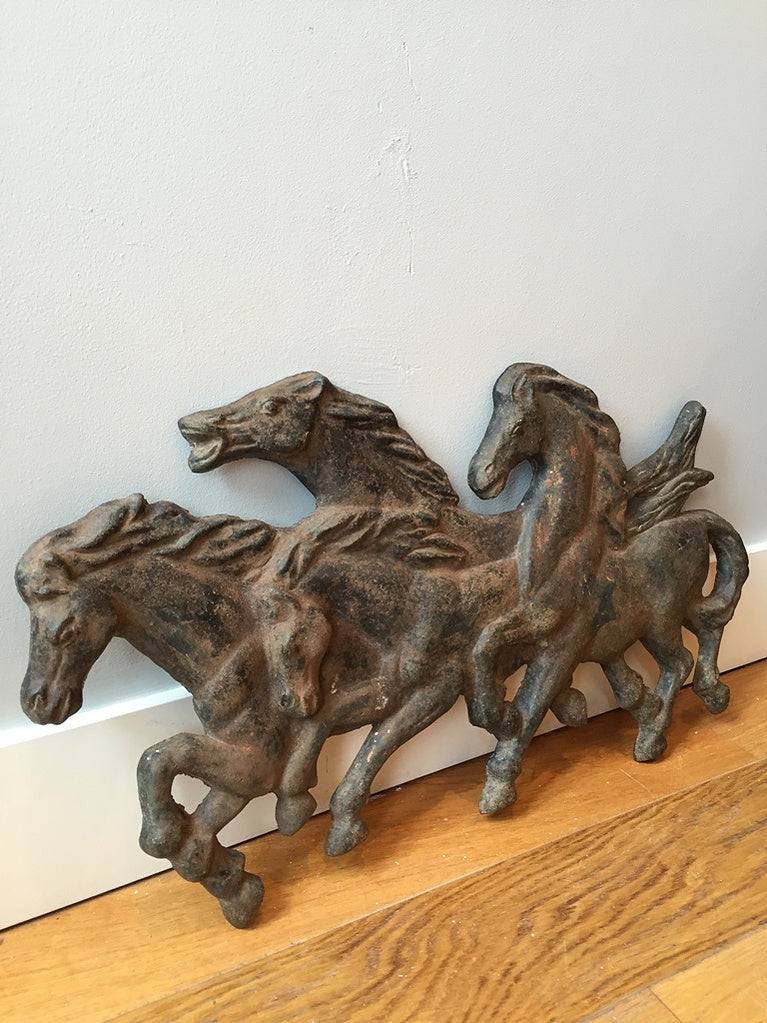 Horses plaque
