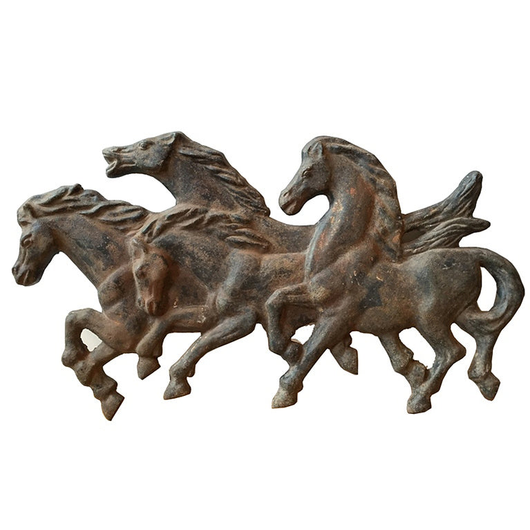 D439 - Horses plaque