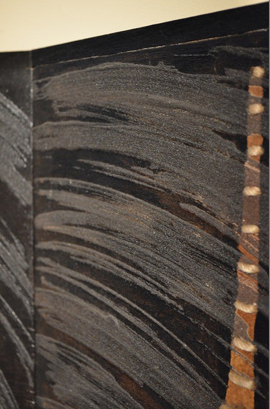 Imposing art wall piece